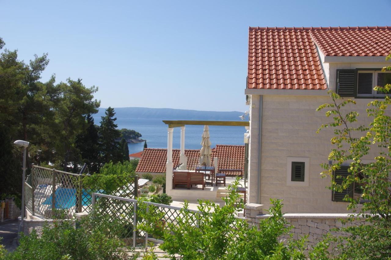 Holiday Home Nevista Sumartin Ngoại thất bức ảnh