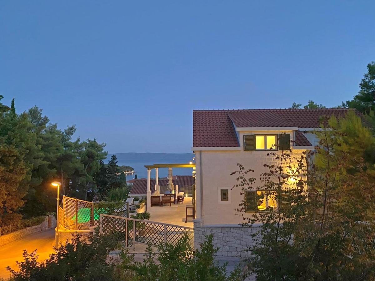Holiday Home Nevista Sumartin Ngoại thất bức ảnh